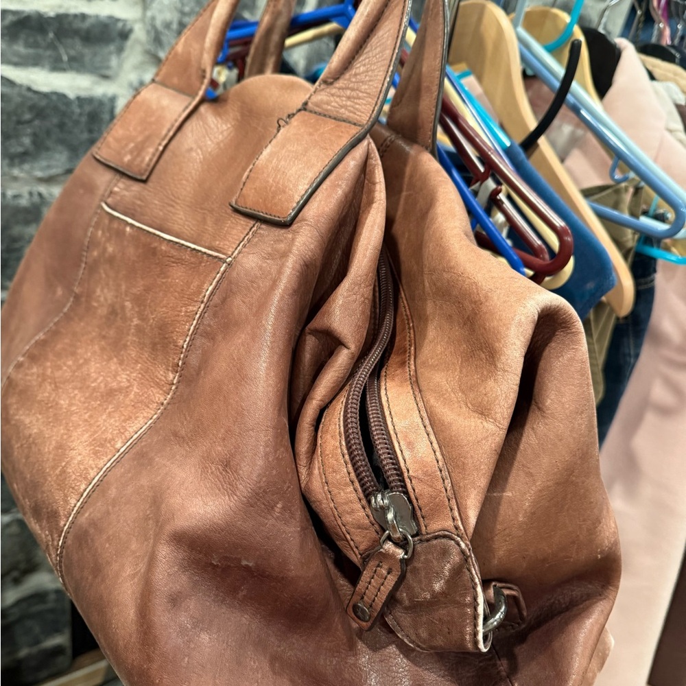 Kenneth Cole Brown Leather Shoulder Bag